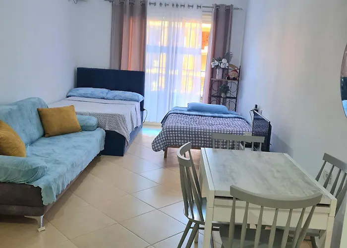 Nazari With Veranda 4 Guests Appartement Orikum