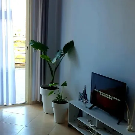 Apartment Nazari With Veranda 4 Guests Orikum